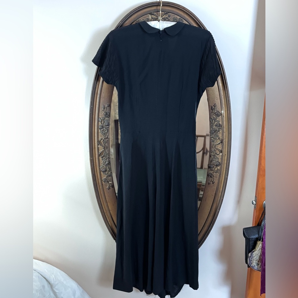 Vintage 1950s Peter Pan Collar Black Midi Dress - Picture 6 of 13